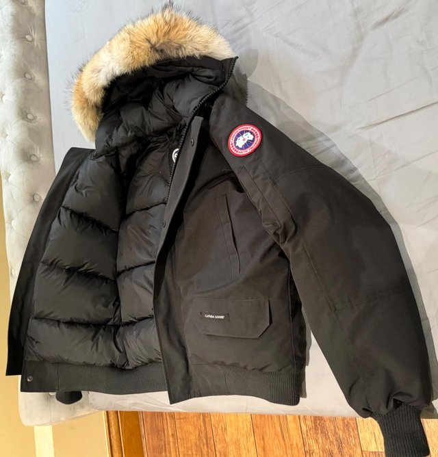Preview of the first image of Canada Goose Chilliwack Bomber Heritage Jacket.