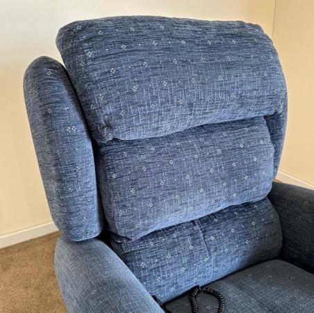 Image 4 of PRIMACARE ELECTRIC RISER RECLINER BLUE CHAIR ~ CAN DELIVER