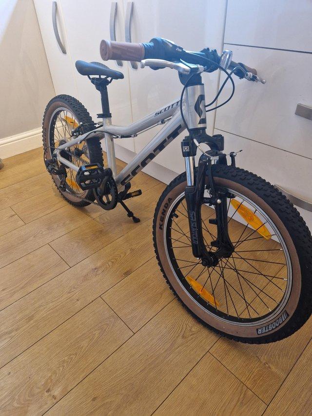 Preview of the first image of Kids Scott scale 20" mountain bike.