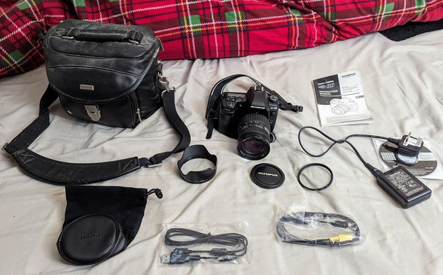 Image 2 of Olympus E-30 Camera kit and Accessories bag