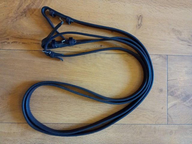 Preview of the first image of Reins English Leather Dark Brown.