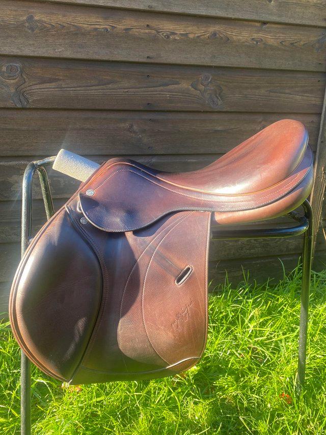 Preview of the first image of Equipe Expression 17.5” XW Jump Saddle.