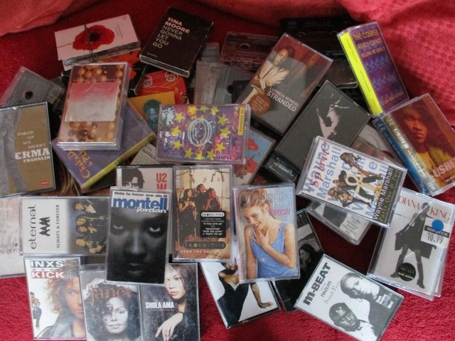 Preview of the first image of Over 50 AUDIO MUSIC CASSETTES - VARIOUS MUSICAL GENRES.