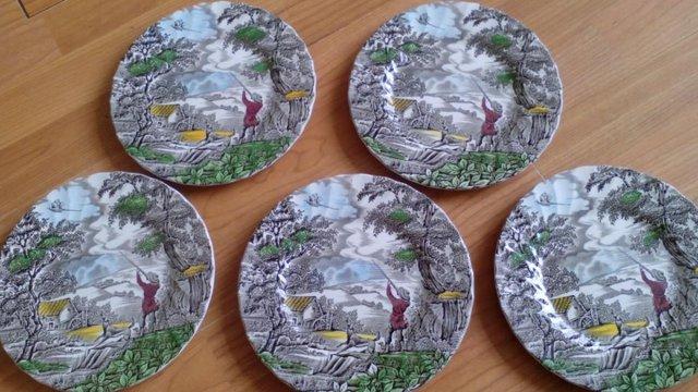 Image 3 of Great Collectors Item Set of 8" plates from MYOTT "The Hunte
