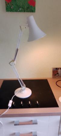 Image 1 of LAMP in white metal with glass shade