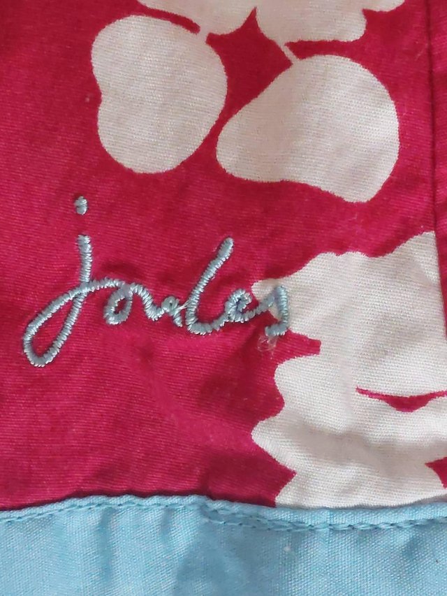Preview of the first image of Joules Skirt Size 8 Great Condition.