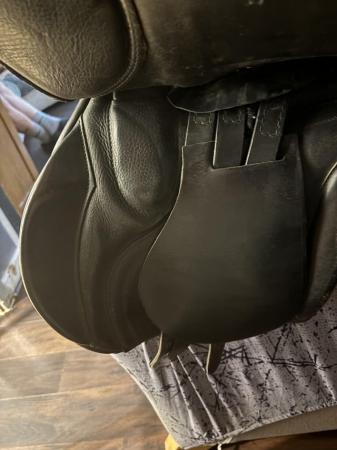 Image 2 of 17 inch English leather ideal international event saddle