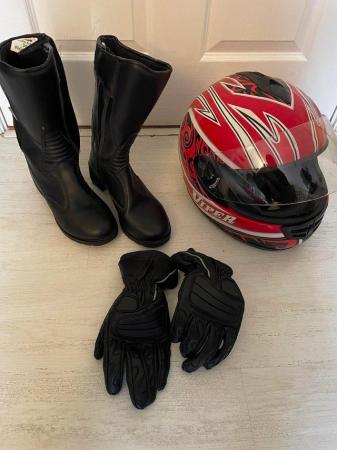 Image 1 of Ladies bike gear (head to toe) £270
