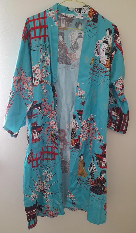 Preview of the first image of Women's Japanese Robe - 42 inch height.