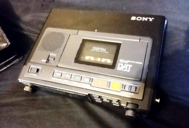 Image 10 of Sony TCD-D10 DAT Portable