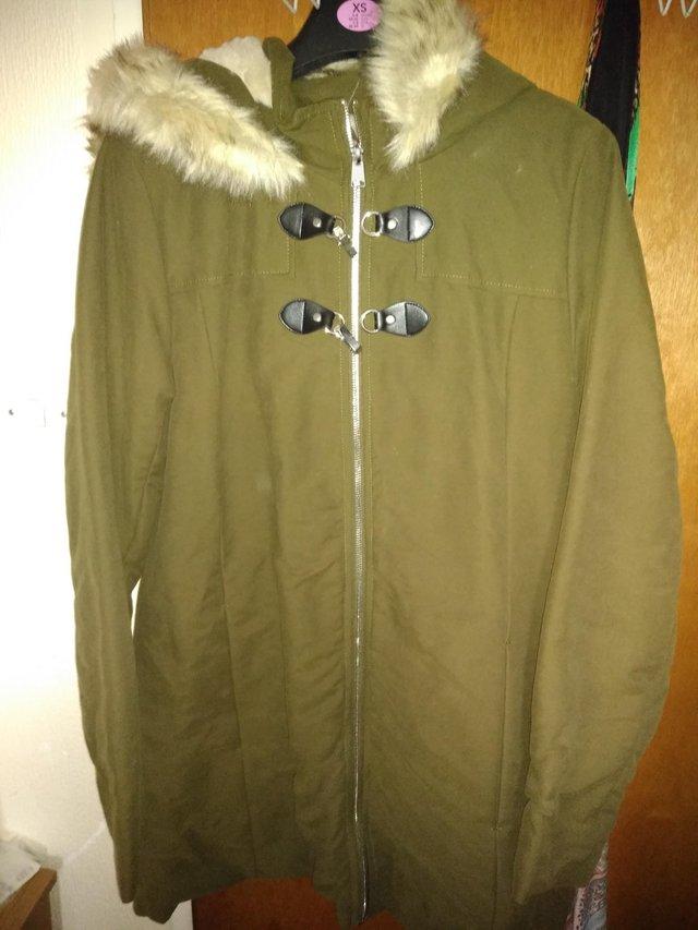 Preview of the first image of Ladies coat size 10/12. Collection only.