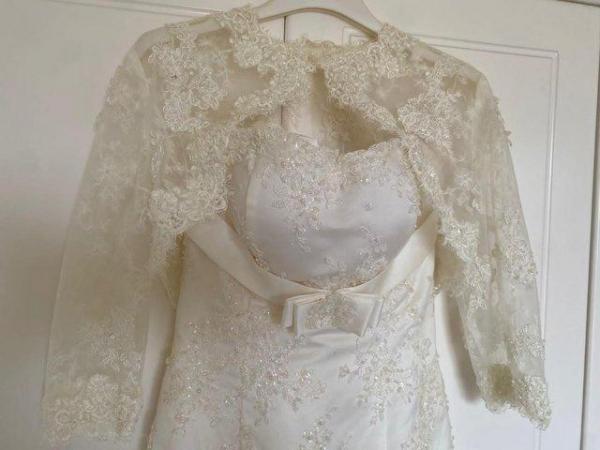 Image 2 of Hadassa Wedding Dress Size small