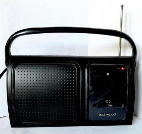 Image 1 of A BLACK TECHWOOD RADIO 230 V - AM /FM