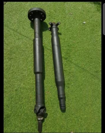 Image 1 of Front and rear prop shaft Mercedes CLS car