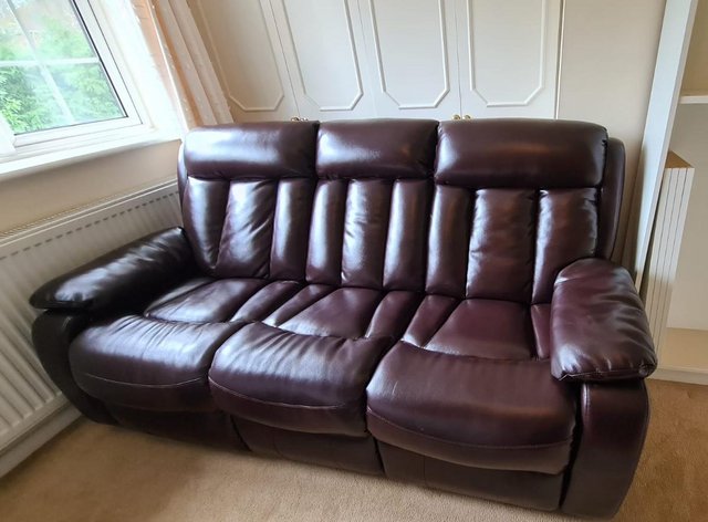 Preview of the first image of Brown Recliner 3 Seater Sofa - Accepting offers.