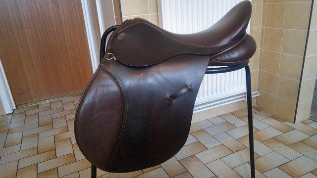 Preview of the first image of Morris and Nolan 17 inch VSD Saddle.