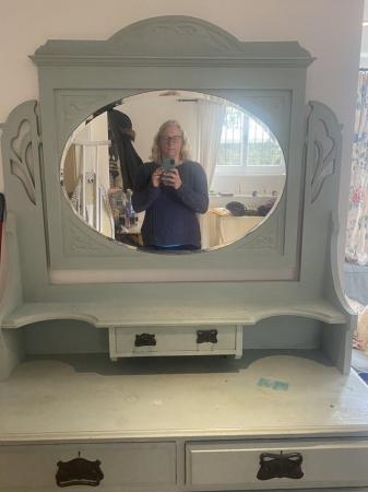 Image 2 of Beautiful dresser with mirror