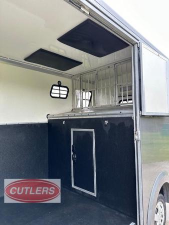 Image 14 of Bloomfields Legacy S Horse Lorry 2020 1 Owner 3.5T Px Welcom