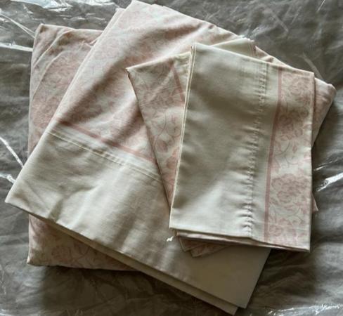 Image 1 of Pink and Cream Cotton King Bed Set with PillowCases