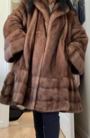 Image 2 of Real mink fur coat made in Italy