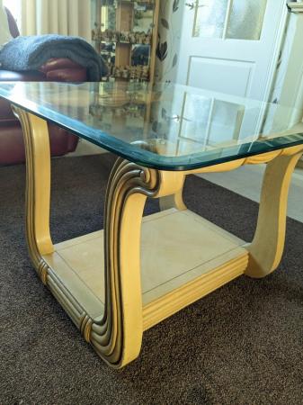 Image 1 of Coffee table and corner unit with light
