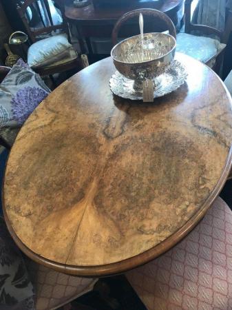 Image 1 of Antique Walnut Oval shape Tilted Top Table((Breakfast table)