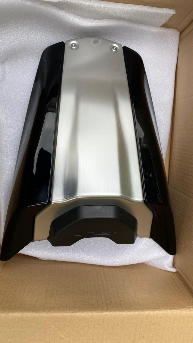 Preview of the first image of Genuine Honda Black/Silver single seat cowl for Honda CB1000.