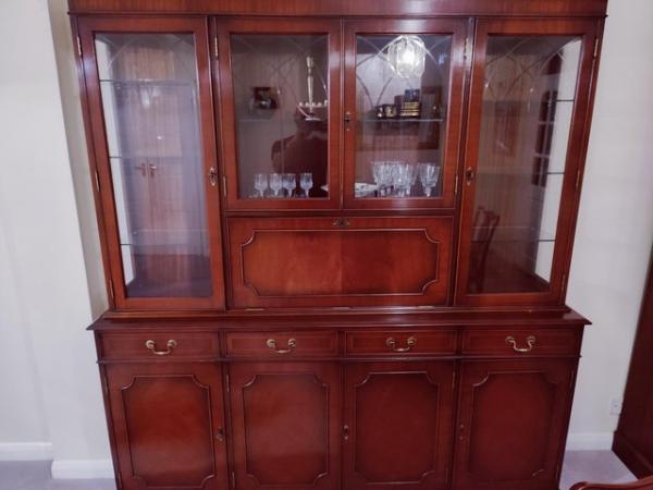 Image 2 of Rosewood cabinet - excellent condition