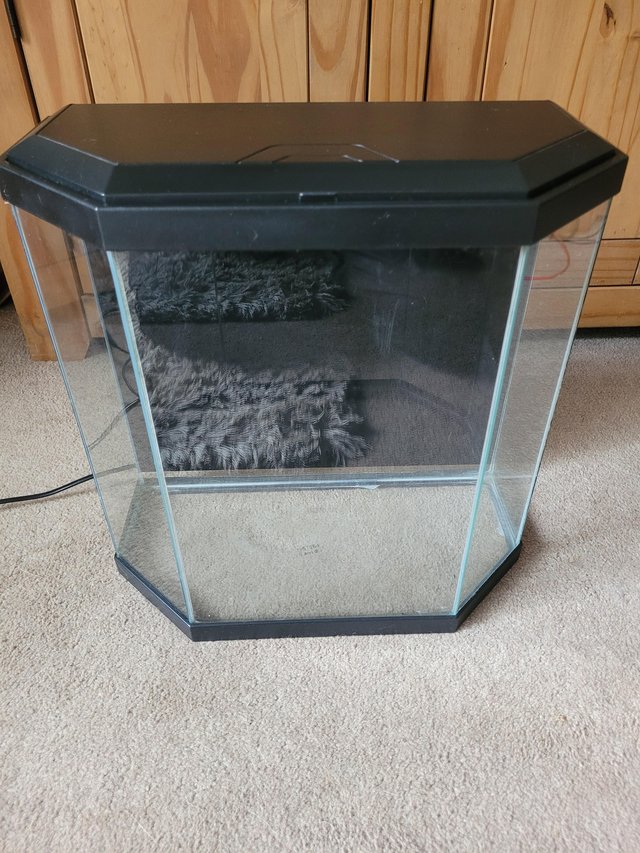 Approx 24 Litre Micro Aquarium with LED Lighting