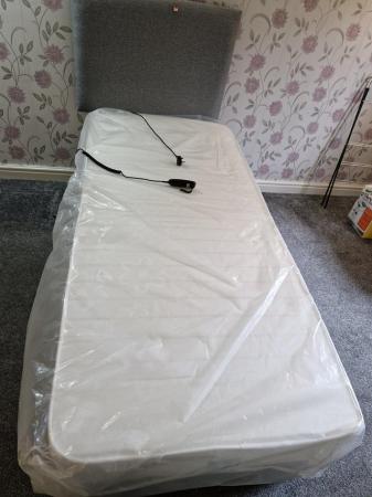 Image 1 of Electric controlled bed with unused mattress