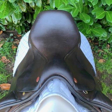 Image 7 of Kent & Masters 17 inch Cob saddle