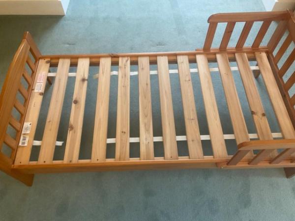 Image 2 of Mamas&Papas Toddlers bed