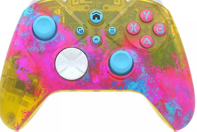 Preview of the first image of Limited edition forza horizon 5 x box controller spares or r.