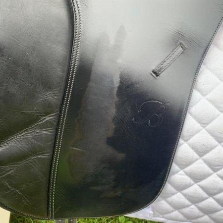 Image 2 of Bates Caprilli 17 inch dressage saddle