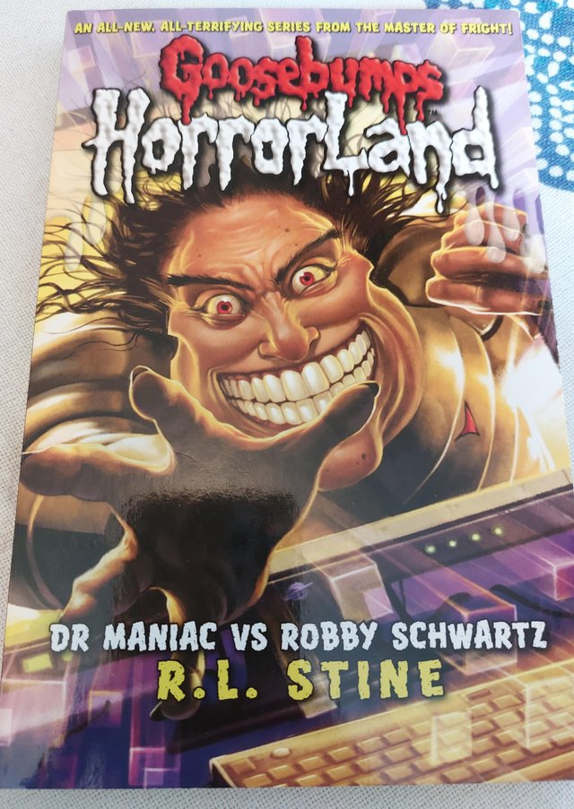 Preview of the first image of Goosebumps Horrorland Dr Maniac vs Robby Schwartz.