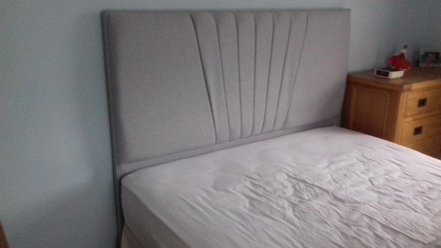 Preview of the first image of Headboard 5' king size floor mounted.