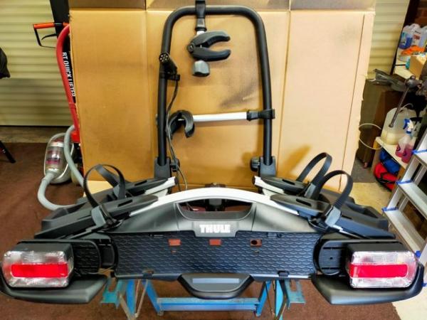 Image 2 of Thule VeloCompact 925 Tow Bar Bike Carrier
