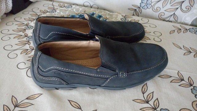 Image 2 of Shoe's men's casual clarks great condition