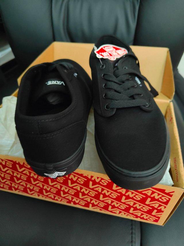 Preview of the first image of Vans Atwood Black Canvas Size 10 Low Top Sneakers * Brand Ne.