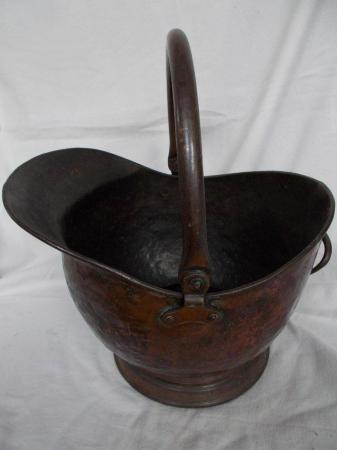 Image 4 of Old copper Sailsbury coal bucket scuttle, nice patina (B)