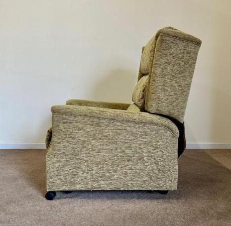 Image 18 of LUXURY ELECTRIC RISER RECLINER DUAL MOTOR CHAIR CAN DELIVER