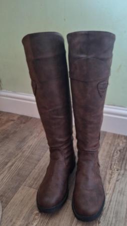 Image 2 of Ladies Faux leather boots size 6