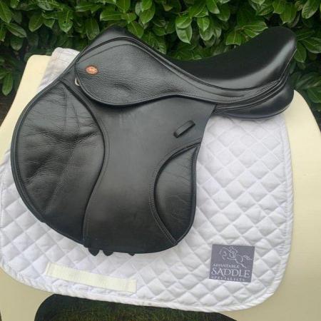 Image 1 of Kent & Masters 16.5 inch S-Series Pony Jump saddle