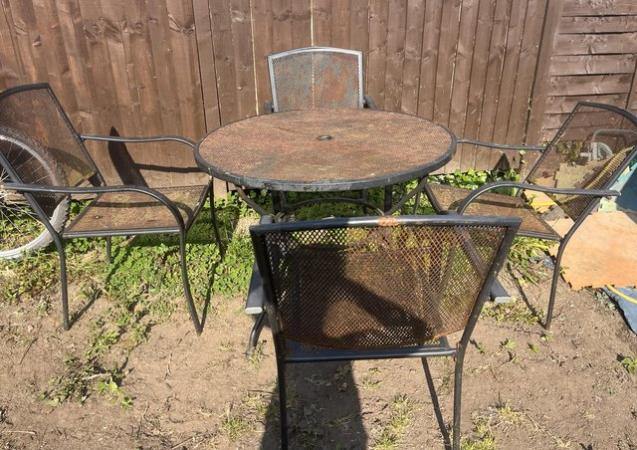 Image 1 of Garden Metal table and chairs