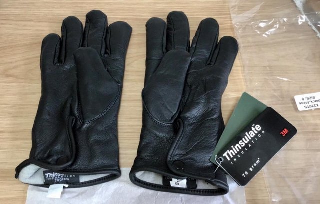 Image 2 of NEW men’s warm black leather gloves, size 8. Thinsulate