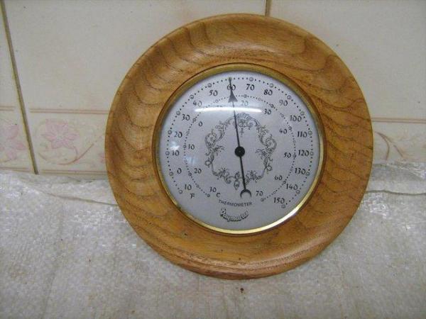 Image 2 of WOOD BANJO WEATHERSTATION & PINE THERMOMETER from