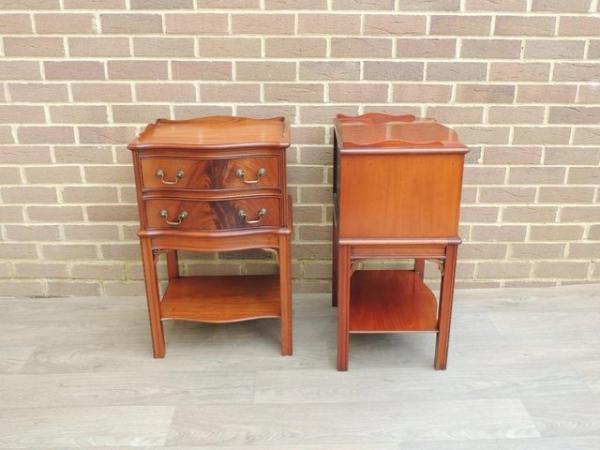Image 4 of Pair of Brights of Nettlebed Bedside Tables (UK Delivery)