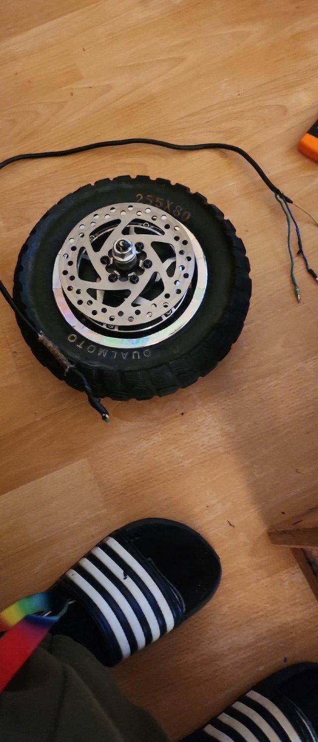 Preview of the first image of Nanrobot 4d+2.0 1000w wheel hud rotor plus tyre.