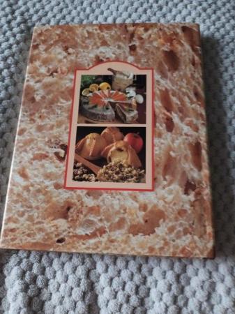 Image 3 of The complete book of Baking 1993