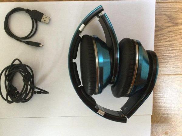 Image 2 of Bluedio Revolution Bluetooth Headphpnes